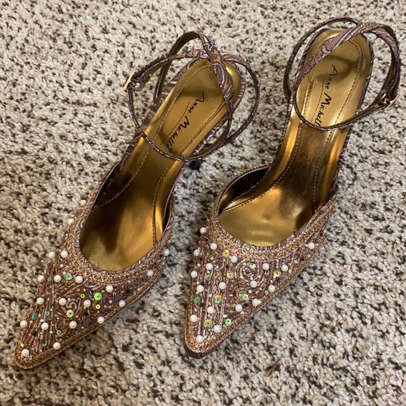 NWOT Brown Metallic beaded 3” ankle strap heels by Anne Michelle - size 7 - Picture 3 of 8